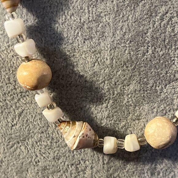Lovely Authentic Shell & Natural Stone Agate Jasper Cube Beaded Boho Necklace - Picture 5 of 9